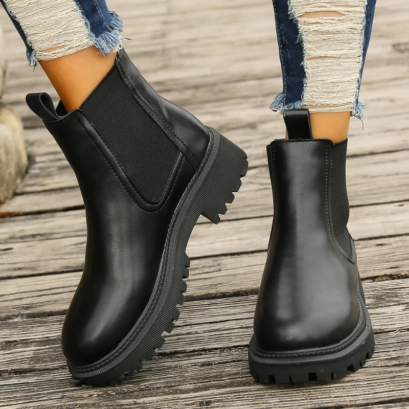 Eveline - Dames Chelsea Boots met Elastische Zijkanten en Robuuste Zool