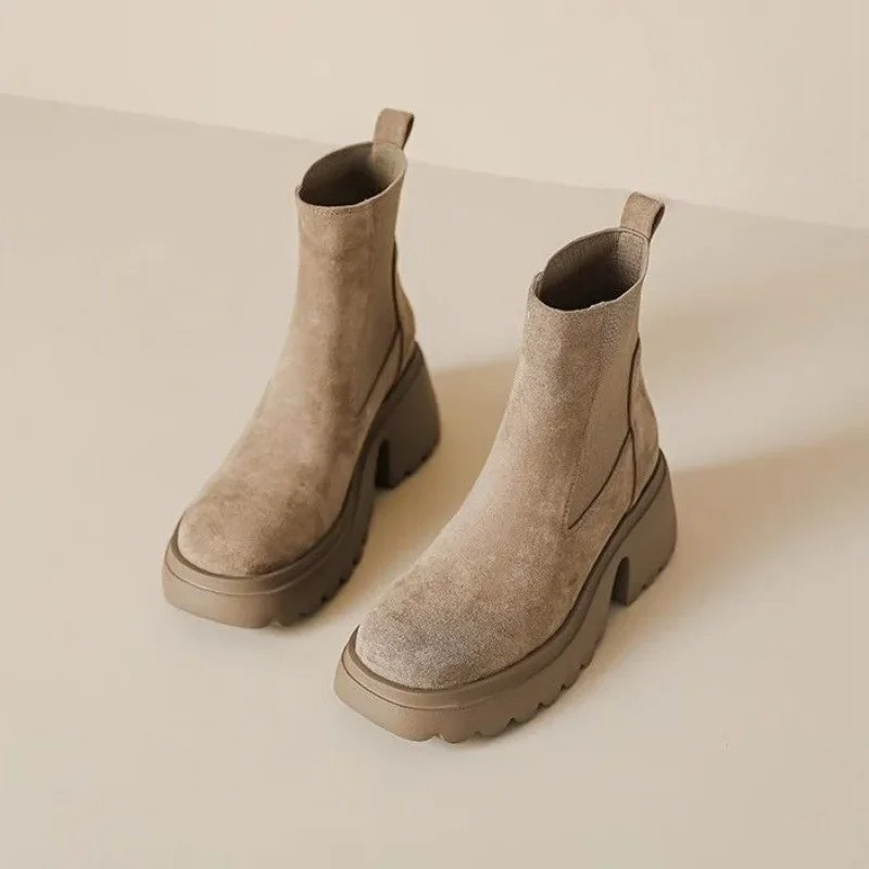 Aurelia - Dames Chelsea Boots met Dikke Zool en Elastische Inzetten