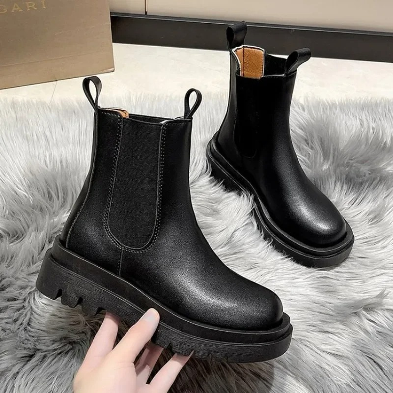 Ornella - Dames Chelsea Boots Gemakkelijk aan te Trekken met Plateauzool