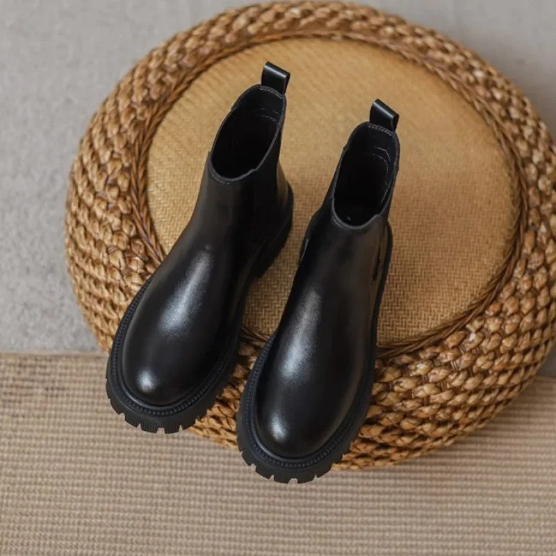 Loretta - Dames Chelsea Boots van Leer met Elastische Inzetten