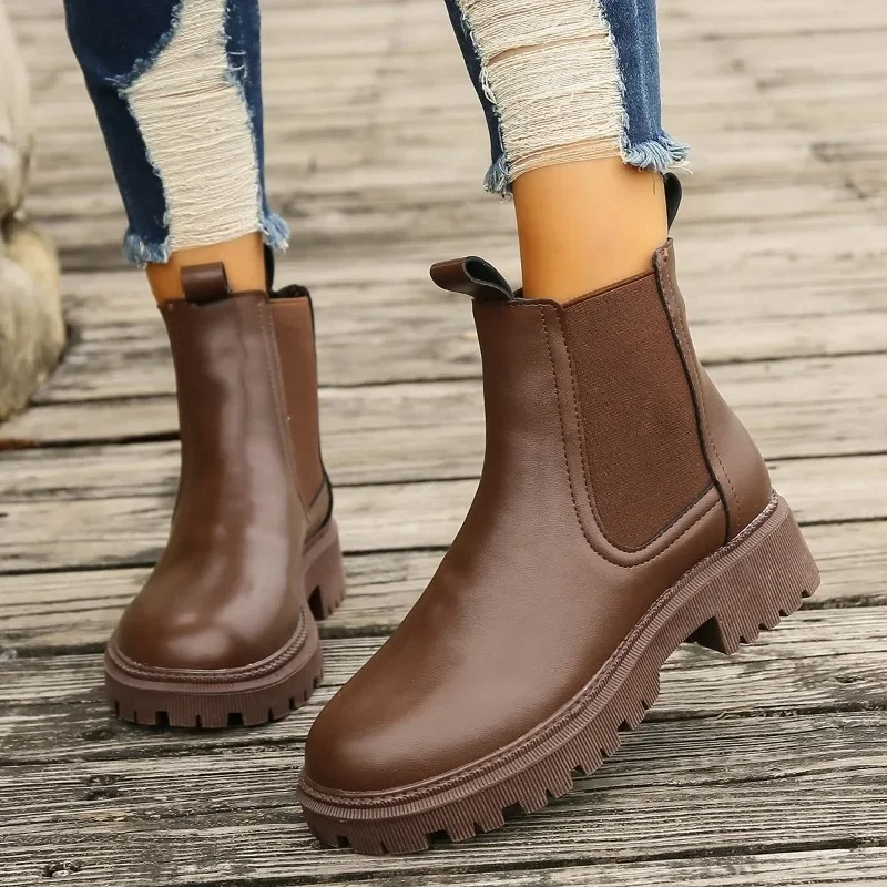 Eveline - Dames Chelsea Boots met Elastische Zijkanten en Robuuste Zool