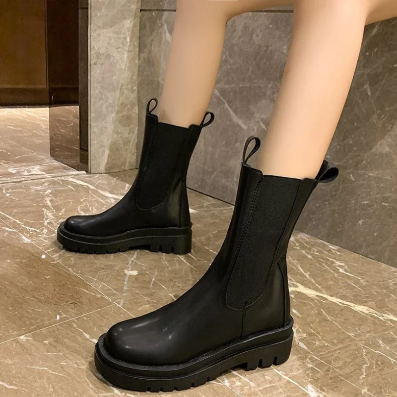 Vanoria - Dames Chelsea Boots Hoog met Treklussen en Dikke Zool