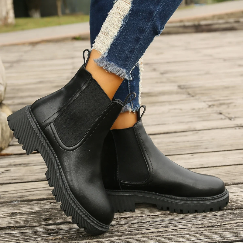 Eveline - Dames Chelsea Boots met Elastische Zijkanten en Robuuste Zool