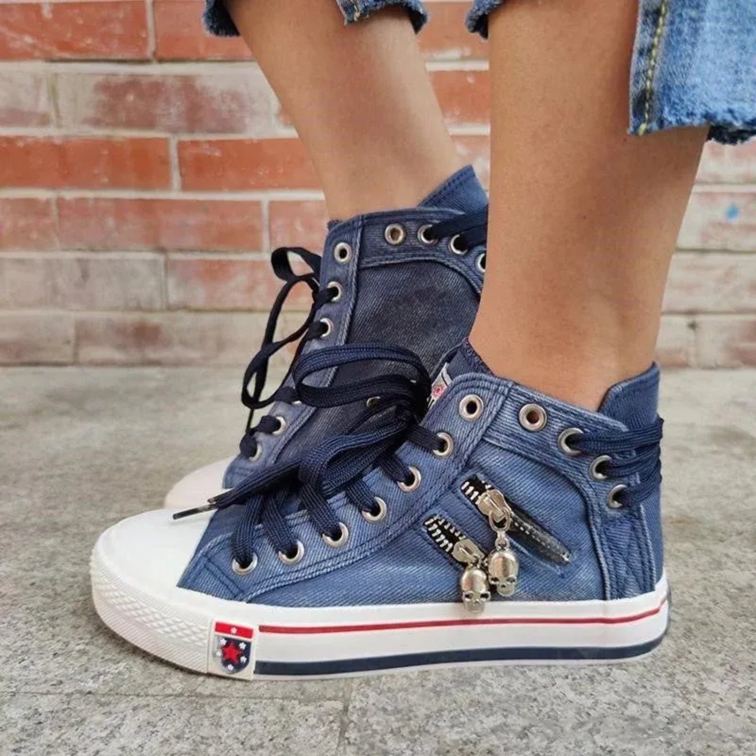 UrbanFlex Denim Sneakers – Casual High-Tops