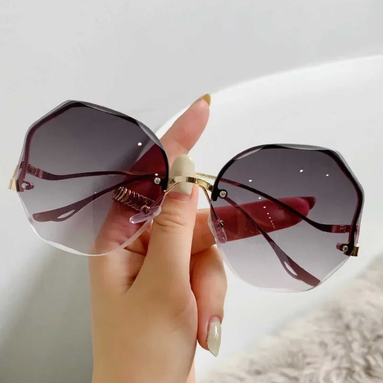 MonAmi® metalen montuur gebogen pootjes getinte spiegel dames zonnebril